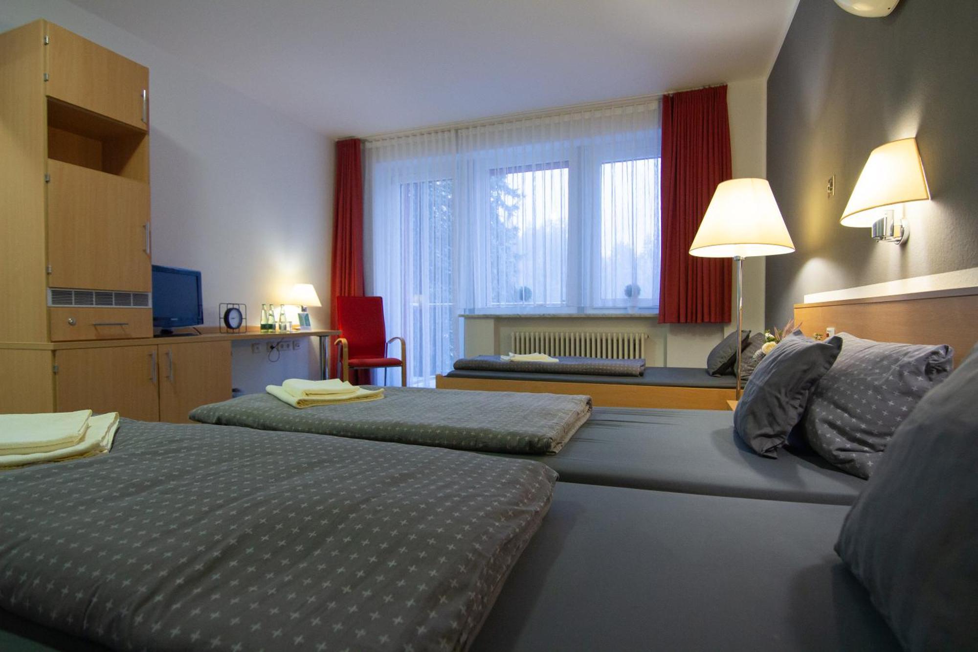 Green Night Hotel Falkenstein  エクステリア 写真
